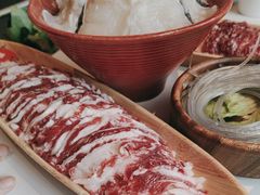 -左庭右院鲜牛肉火锅(金山万达店)