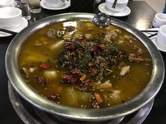 -符缸酸菜鸡(华阳店)