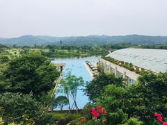 -三岔湖环球融创天堂洲际酒店水乐园