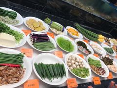 -梁家大院•农家菜(昆山会展中心店)