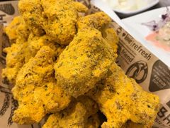-BHC炸鸡(明洞总店)