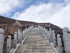 -比如骷髅墙景区