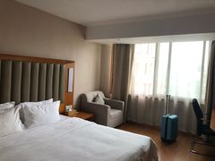 -全季酒店(广州越秀公园店)