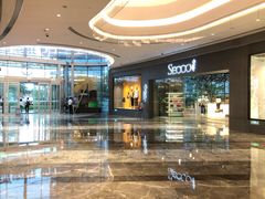 -银泰百货(厦门国贸中心店)