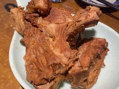 特色大铁锅烀腔骨-95号酱骨·一块豆腐(展春园西路店)