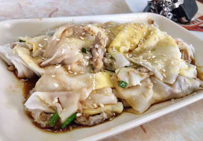 竹篙粉(石肯店)-"「肉片蛋肠」肠粉吃着不腻,可以叫老板娘.