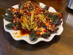 -富正毅三下锅·湘西韵味(天门山索道店)