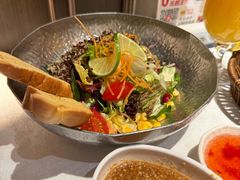 三色藜麦沙拉配现磨芝麻柚子油-俄士厨房(环球港店)