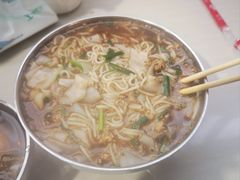 -正宗杨记普洱酸醋米线(总店)