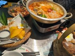 -小小集渔·泰式大排档(太古里香槟店)