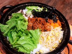 辣五花石锅拌饭-姜虎东白丁烤肉(虹桥天地店)