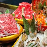 竟然在吃M9和牛的店里❗️调了杯傻瓜伏特加🔥不限量