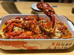 蒜泥龙虾-聚汇三少·龙虾·中餐厅(莫邪路新天地店)