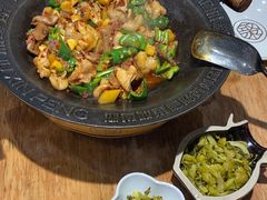 -聚鑫朋酸菜肥肠(九龙仓店)