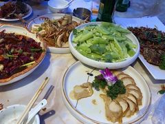 -小鱼儿海鲜港(新村十区店)