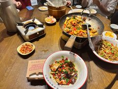 -富正毅三下锅·湘西韵味(天门山索道店)