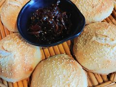 -德彪酒馆围炉串串