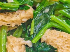 -壹阁胡羊焖饼(特色小吃街店)