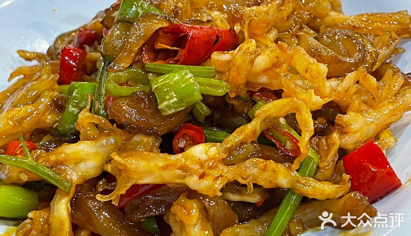 不是那种每个菜都是一样的佐料一样的味道那种
