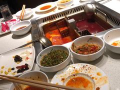 -海底捞火锅鲜切牛肉主题店(长寿路店)