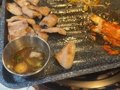 -Dombe豚(黑猪肉街店)