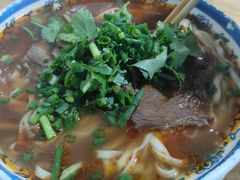 -魏旺湖北正宗牛肉面(硚口公园店)