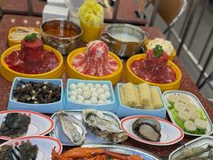 -四囍码头海鲜烧烤自助火锅(外滩南京东路悦荟广场店)