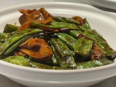 -八府香鸭·啫啫煲(华山路店)