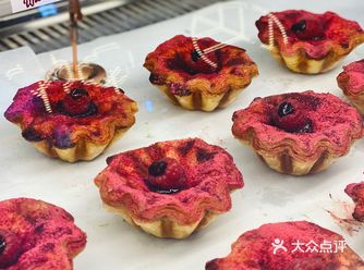 龙湖滨江天街新店一个管饱的法式酥皮大蛋挞