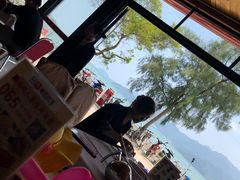 -鹏城人家海鲜酒家·23年老字号(较场尾店)