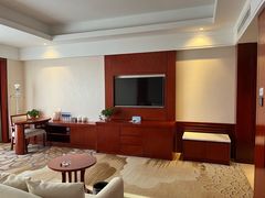 -兴芮温泉度假区