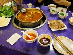 番茄乳仔牛汤锅-乳仔牛牦牛汤锅 烤羊排(松潘古城店)