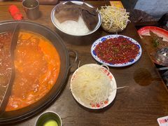 -萍姐火锅·公路夜市(武汉首店)