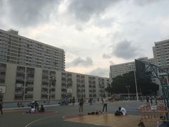 -彩虹村
