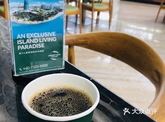 给过去一个温柔的拥抱 给未来一个坚定的眼神
