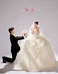 -雅云婚纱摄影工作室旗舰店