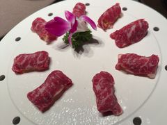 -左庭右院鲜牛肉火锅黑金店(陆家嘴中心店)