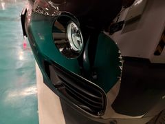 -畅通航行汽车钣金喷漆 无痕修复·局部喷漆