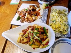 -云海肴·汽锅鸡·云南菜(天山百盛优客店)