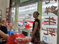 -味为先光明乳鸽(光明总店)