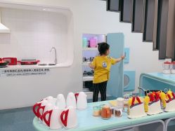 -MINI MARS KIDS CLUB亲子家庭中心(长宁天山店)