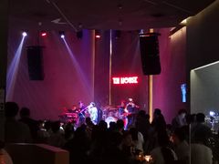 -TZ House音乐现场(来福士中心店)