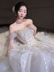 -纯色时光婚纱艺术馆WHITE