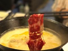 -鲜入围煮花胶鸡海鲜火锅