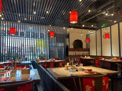 -尚尚仙·酸汤猪手·猪肚鸡火锅(华联万柳购物中心店)