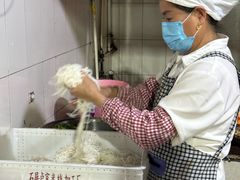 -正宗杨记普洱酸醋米线(总店)
