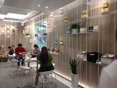 -奈雪的茶(市百一店)