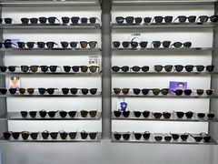 -潘多拉眼镜·蔡司依视路明月(潘家园店)