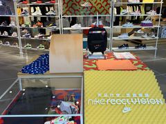 -NIKE KICKS LOUNGE体验店(北京新中关店)