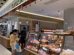 面包甜点陈列柜-山崎面包(静安久光店)